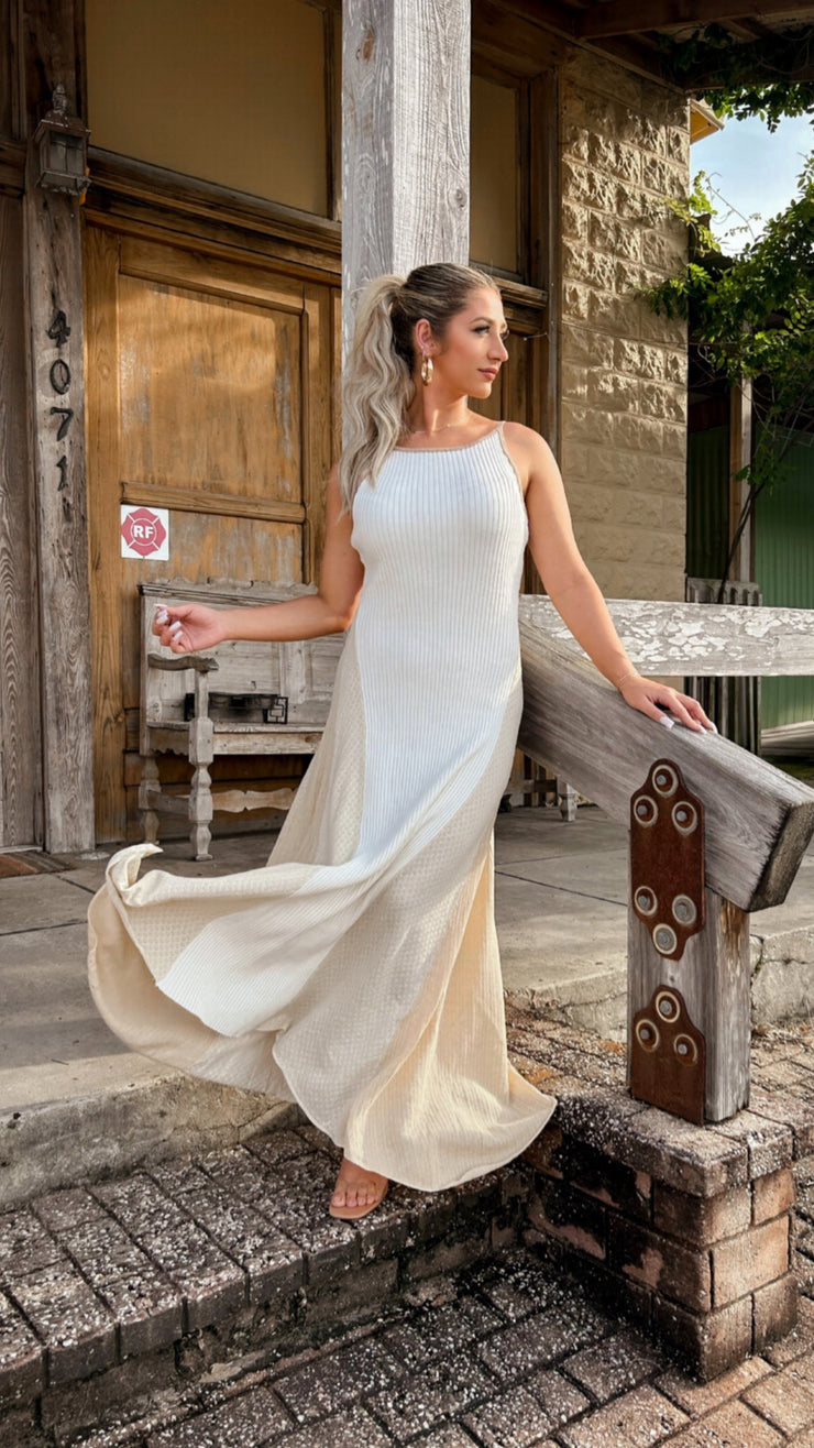 Vacation Mode Ribbed Maxi Dress (Ivory)