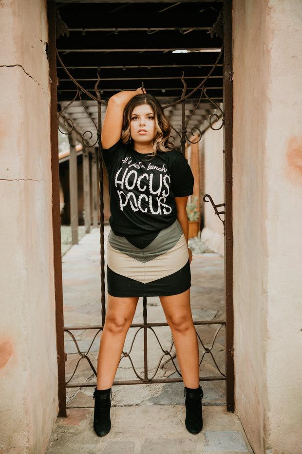 "It's Just a Bunch of Hocus Pocus" Graphic Tee (Black)