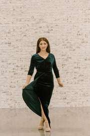 Very Bold Velvet Formal Dress (Green)