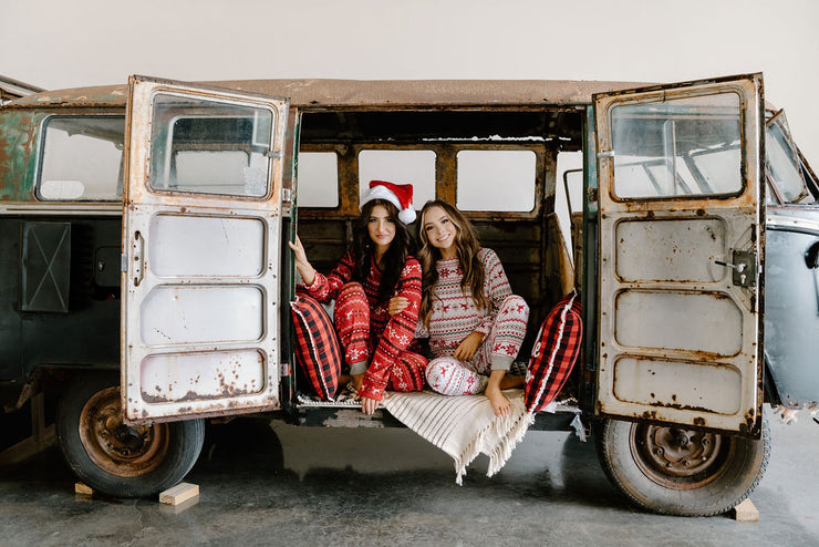 Santa's Reindeer Printed Pajamas