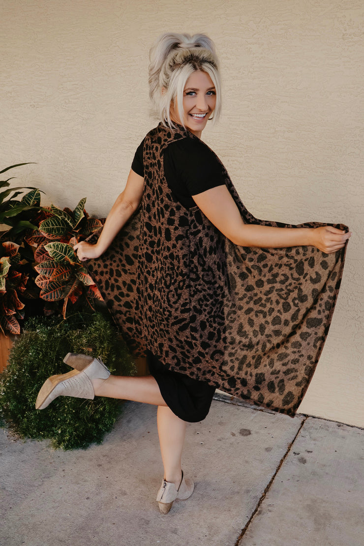 Sleeveless Safari Leopard Print Cardigan