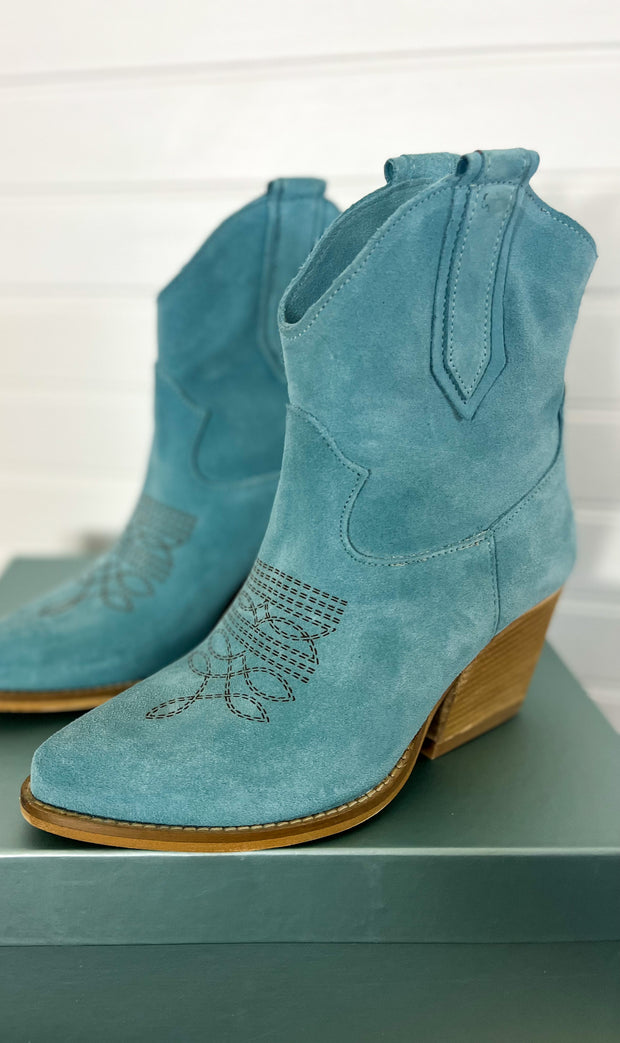 Carrie Suede Texan Leather Ankle Boots (Sky Blue)